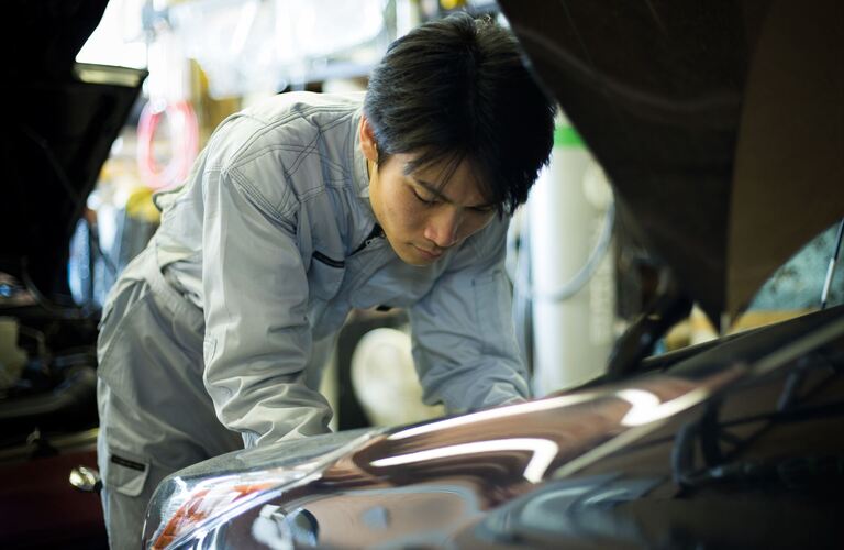 整備の専門技術あり | 東広島市の車なら有限会社豊栄モータース